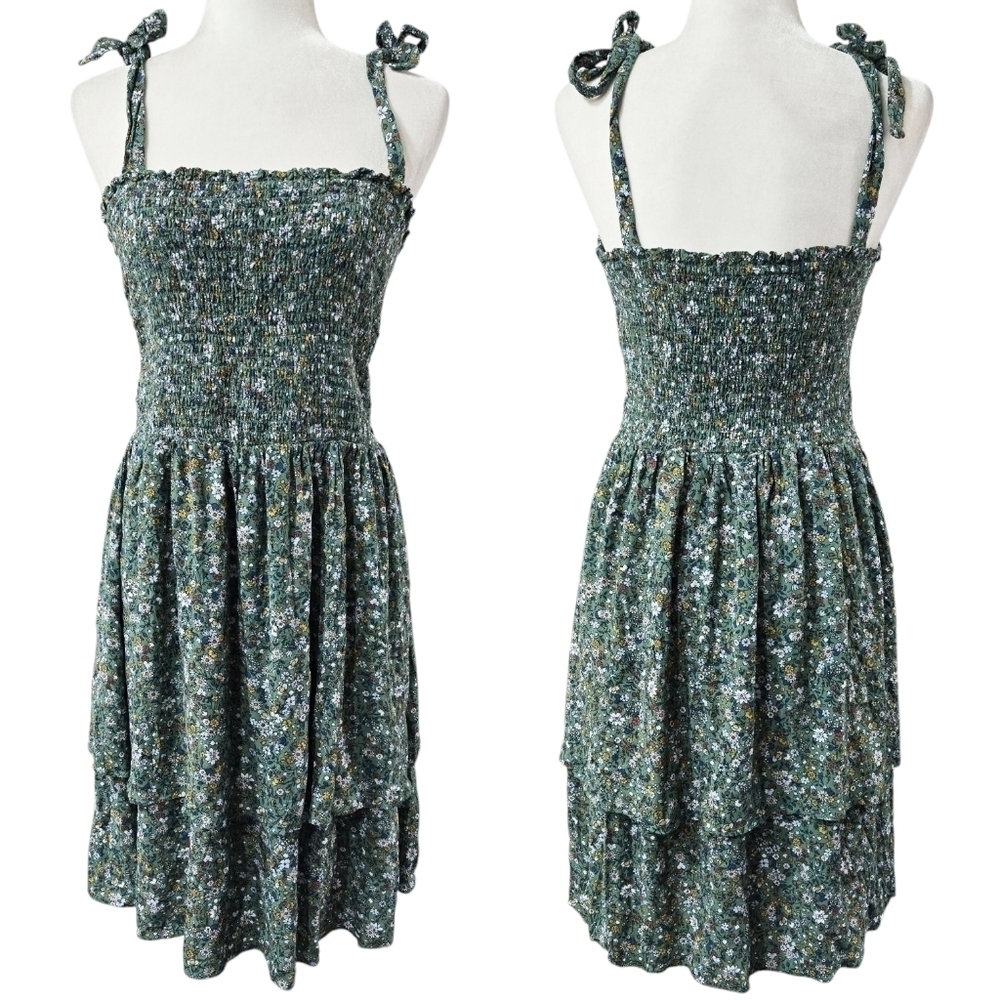 Ann Taylor Green Floral Tie Shoulder Smocked Tiered Dress Ditsy Picnic Romantic